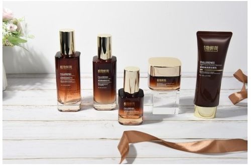 留駐青春容顏，成就美麗夢想——植物鮮顏化妝品超市與服裝搭配的藝術